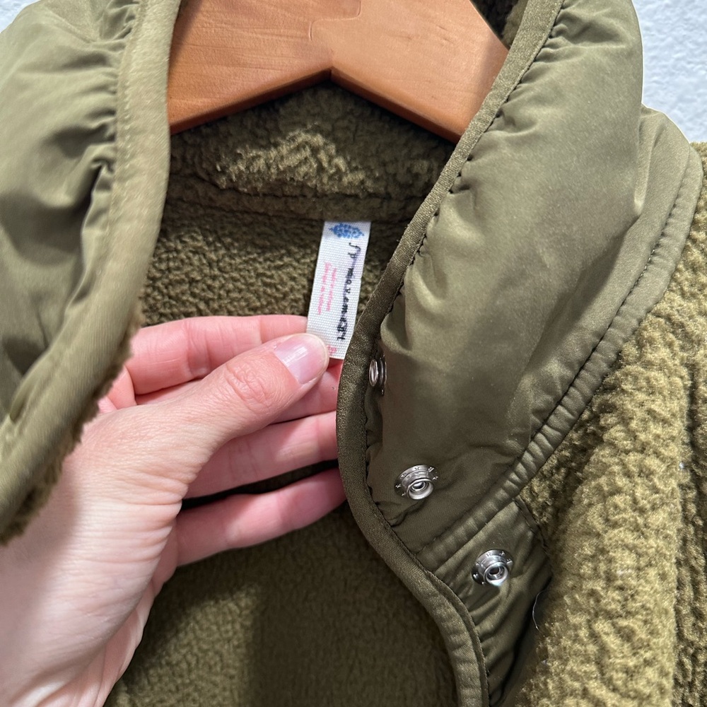 Free People Movement Hit The Slopes fleece Olive Army Green Women's snap Jacket - Picture 9 of 11